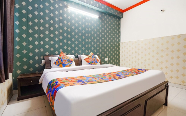 OYO 116 Hotel Raja Palace