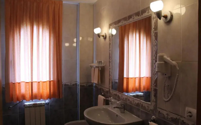 Hotel Reyes Astures