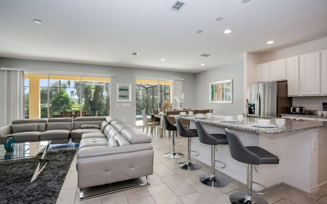 Solterra - 6116 Broad Oak Drive