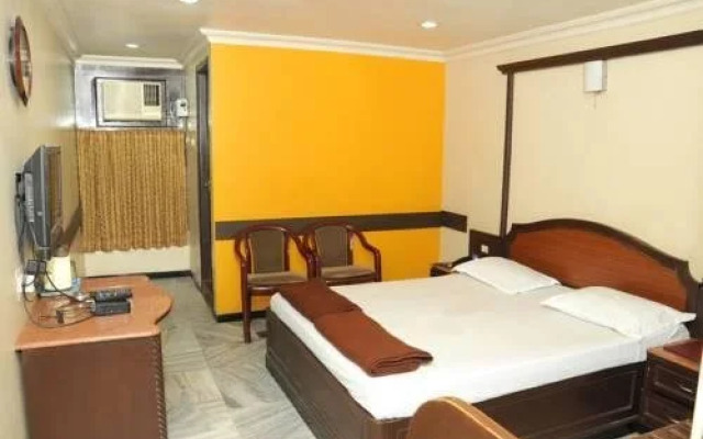 Sriji Residency