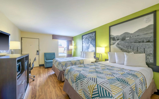 Motel 6 Forsyth, GA – Tift College