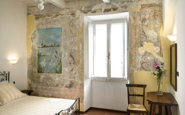 Hotel Porta Marmorea