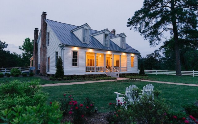 The Historic Hill House and Farm