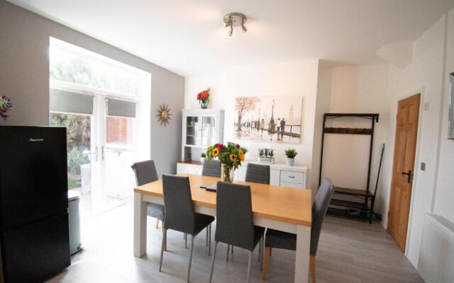 Ideal Lodgings in Bury