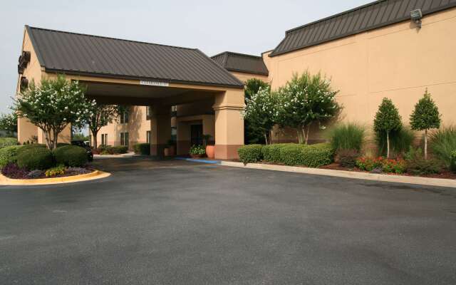 Hampton Inn Perry