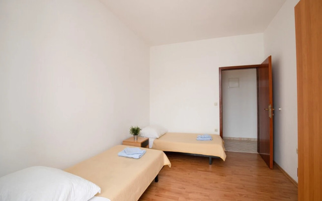 Beachfront Apartment Gaj 8