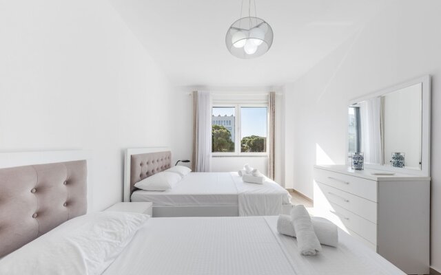Wave Seaside Apartment