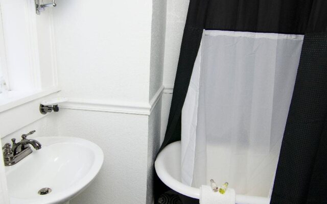 The Cordova Inn, a New Hotel Collection Property