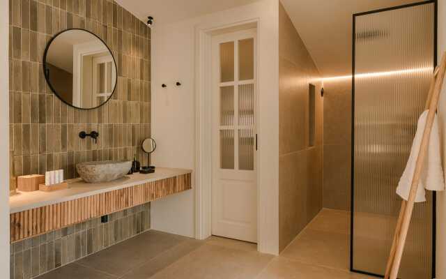 Veranda Suite