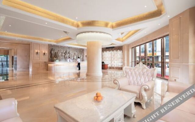 Vienna Classic Hotel (Shatou)