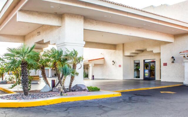Quality Inn & Suites Lake Havasu City