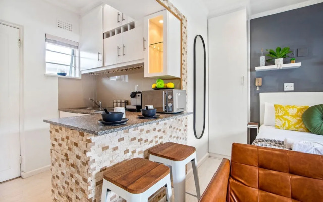 Fairmile Urban Oasis