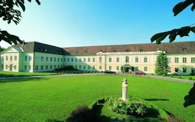 Grand Hotel Sauerhof