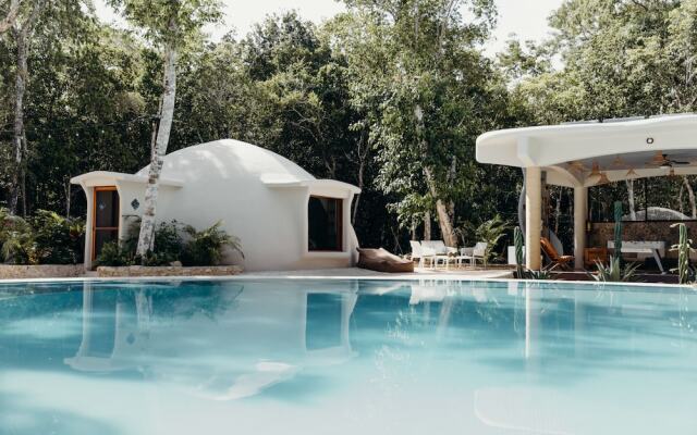 Eco Lodge by Biwa