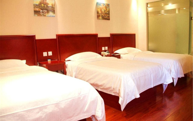 GreenTree Inn Baishan Linjiang Yalu River Express Hotel