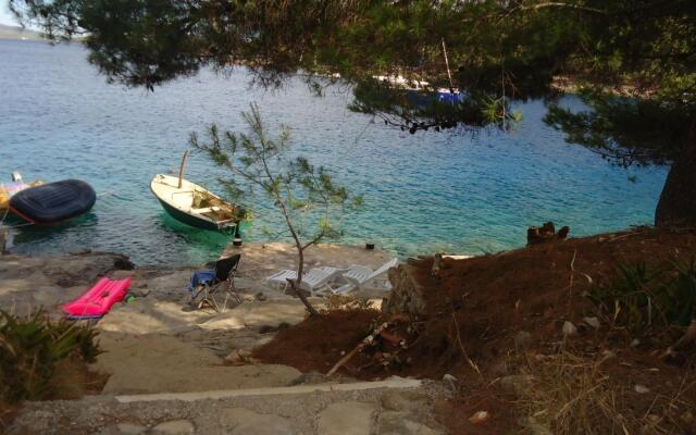 Pava - 15m From the sea - A2