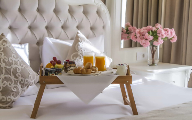 Ena Boutique Hotel & Residences