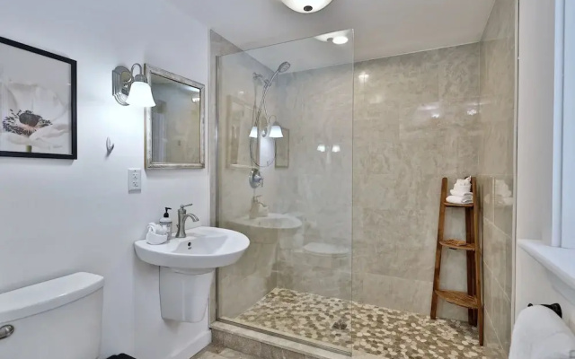 Mountainview Escape 4 Bedroom Home