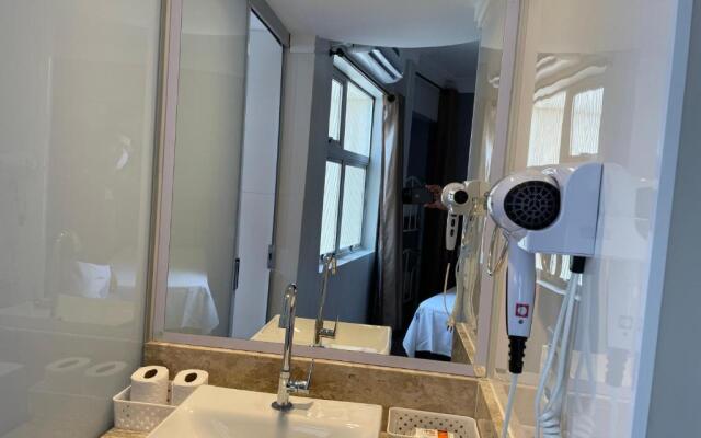 Araras Apart Service I