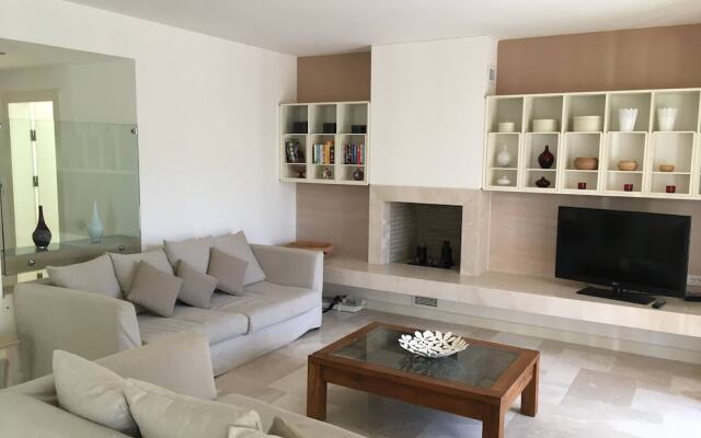Gorgeous Family Pool Villa In Gocek