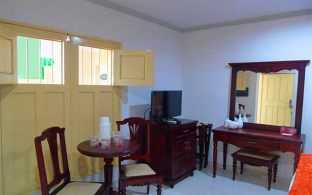 Hotel E La Calesa