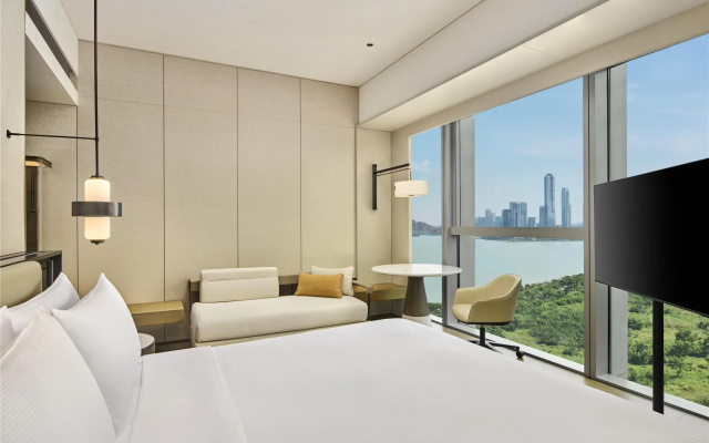 Hilton Zhuhai – Guest Rooms – Zhuhai