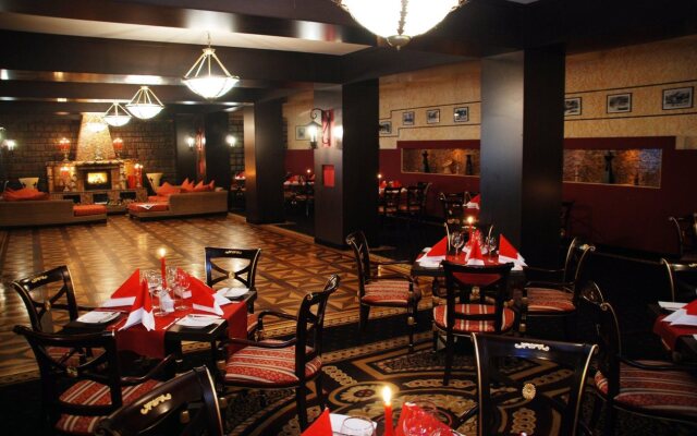 Prahova Plaza Hotel