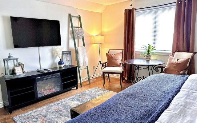 Settlers Suites