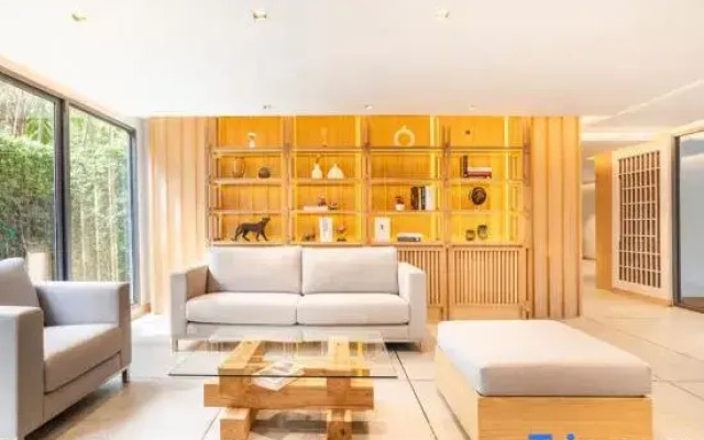 Tierra Residences