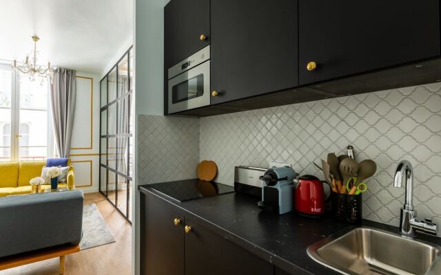 Luxury 2 Bedroom Apartment - Louvre