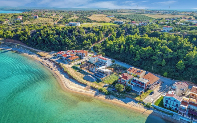 Elpiniki Luxury Rooms