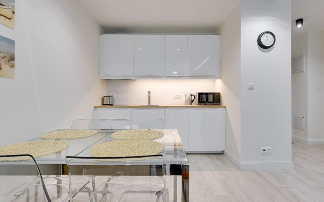 IQApartments Św Barbary Gdańsk 12