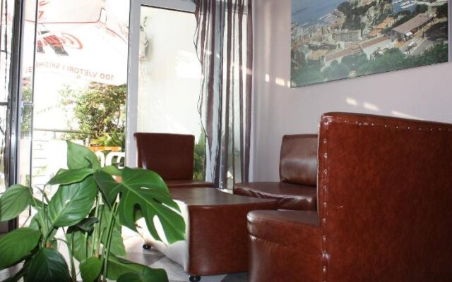 Nimfa Hotel
