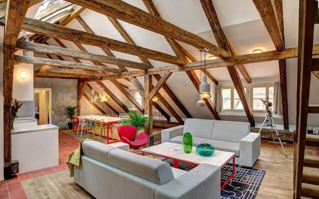 4 Arts Apartments by Adrez Living