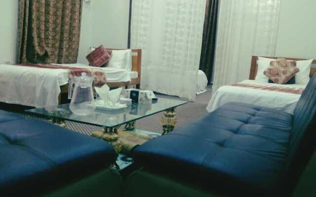 Peace Palace Hotel
