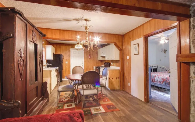Comfy Hazlehurst Vacation Rental w/ Patio!