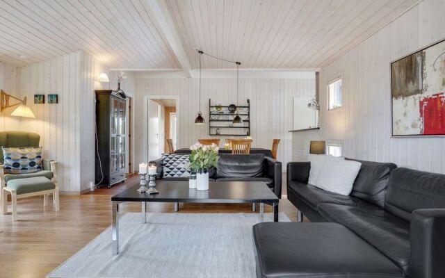 "Aafje" - 3.9km from the sea in Western Jutland