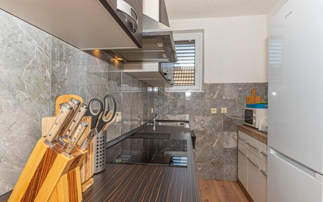Awesome Apartment in Rogoznica With 2 Bedrooms and Wifi