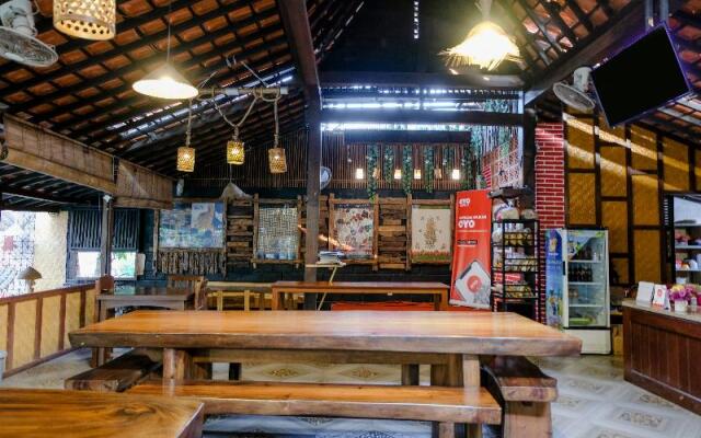 OYO 1230 Kampoeng Osing Syariah Guesthouse