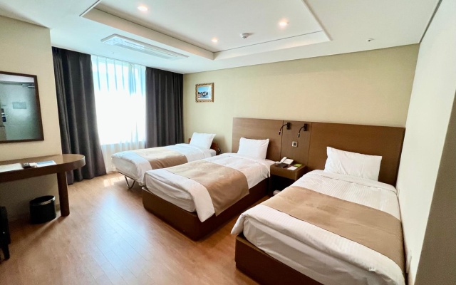 Crown Harbor Hotel Busan