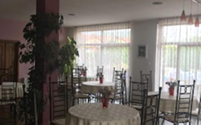 Pensiunea Casa Blanca