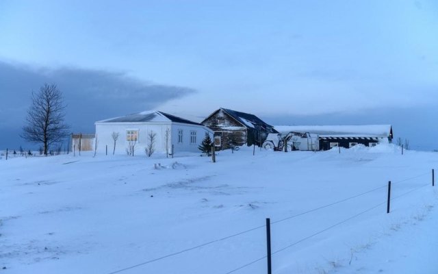 Gamla húsið - The old house