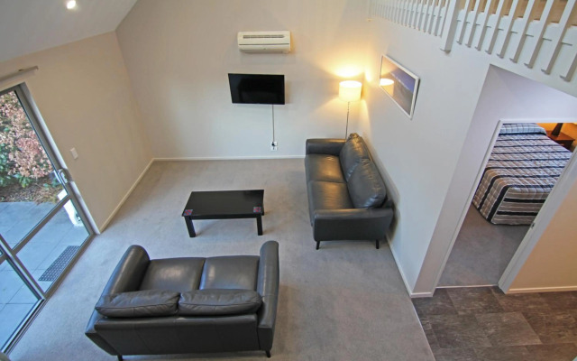 Hanmer Apartments