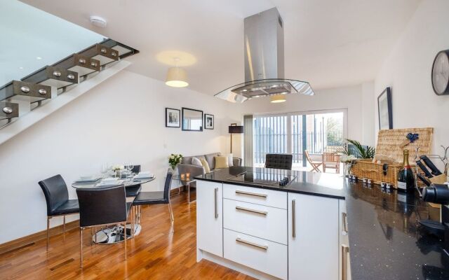 Flamsteed Duplex Apartment