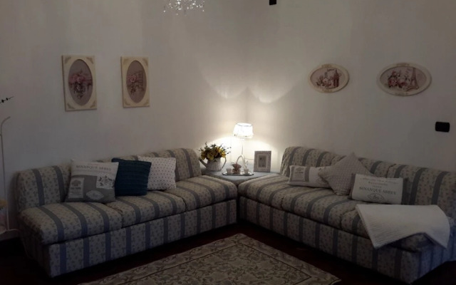 Betì House Fiera Airport Guesthouse