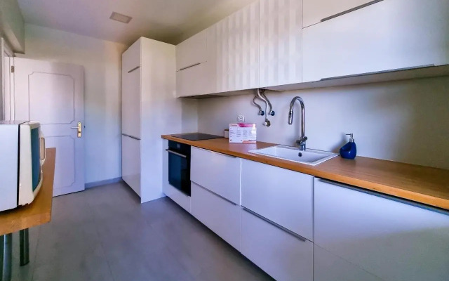 Tenis Golfmar 409A - pool view