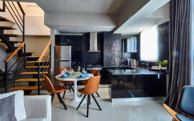UPSCALE 1BR near BLUE MALL Rooftop YellowKey