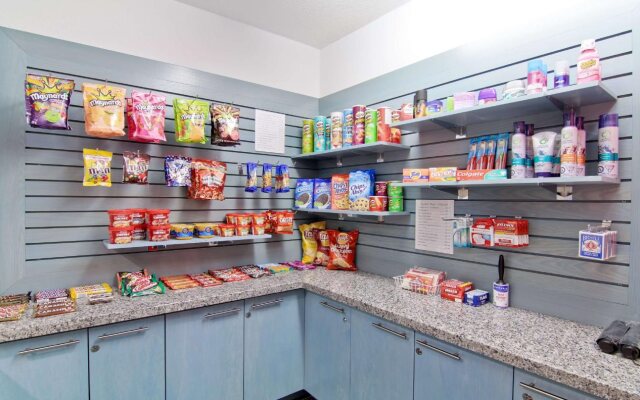 Best Western Plus Woodstock Inn & Suites