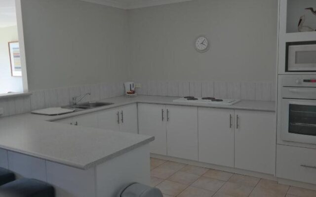 Pelican Shore Villas