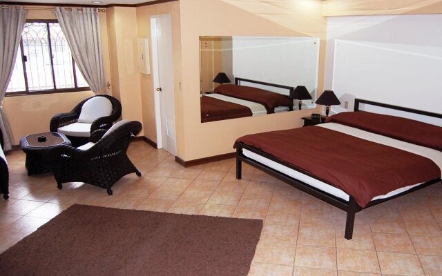 Apartelle Royal